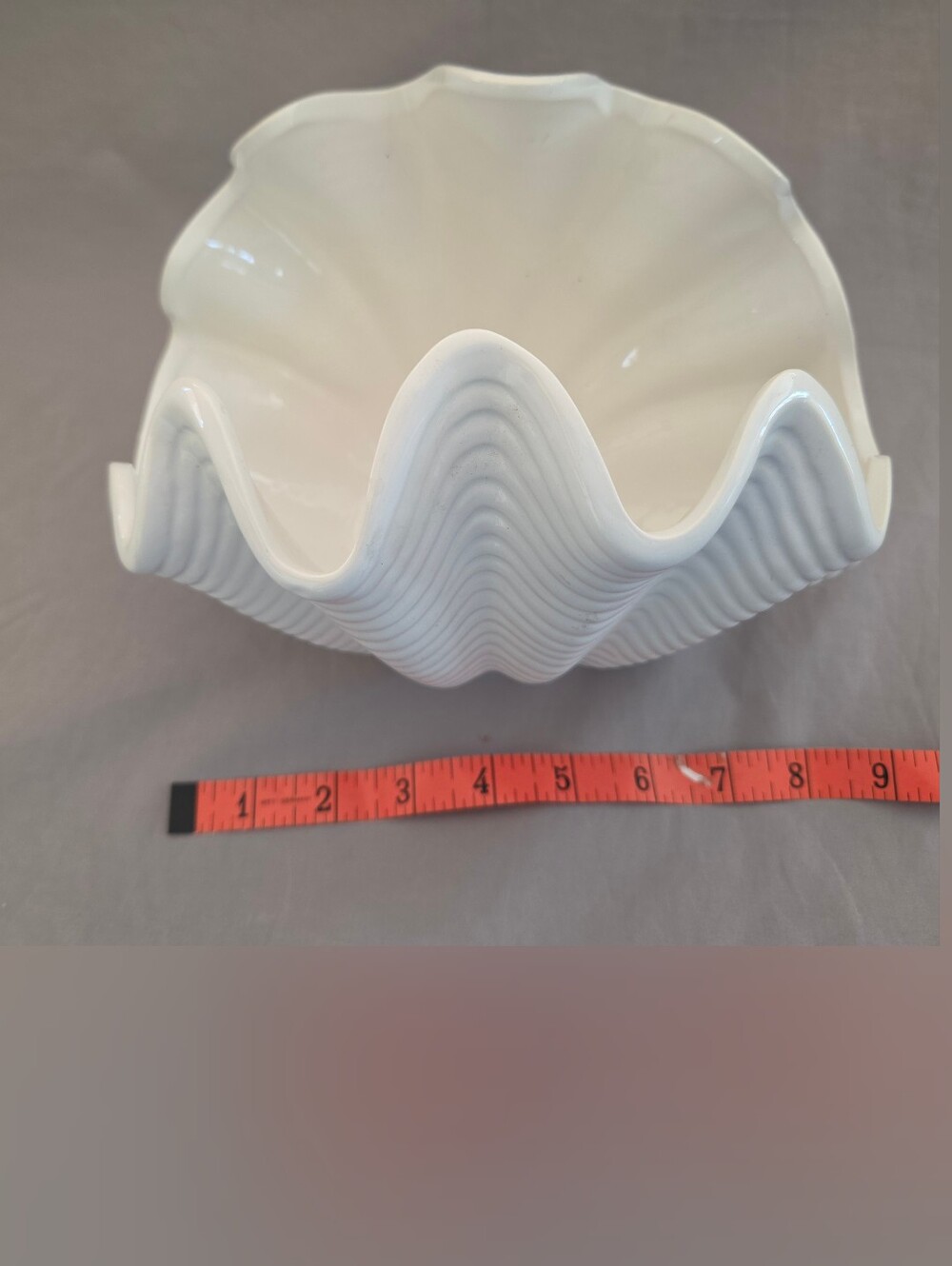 White Ceramic Shell-Style Decorative Bowl - Picture 3 of 6
